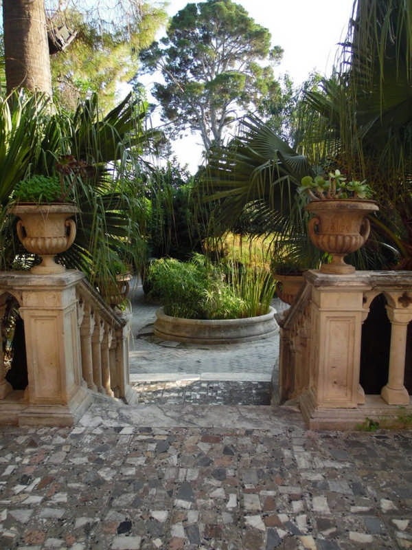 Il giardino di Villa Reimann a Siracusa